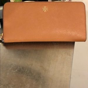 Tory Burch Continental Wallet